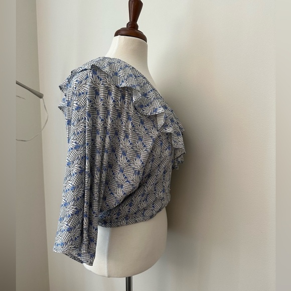 NWT Maeve Anthropologie Blue Pineapple Print Ruffle Cropped Blouse Size Small - Picture 3 of 6